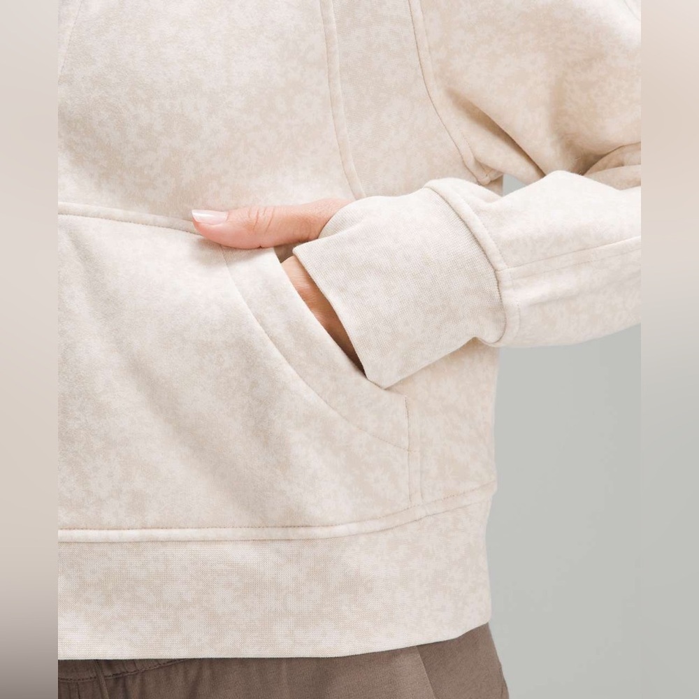 Lululemon Scuba Oversized Full-Zip Hoodie - Picture 2 of 5